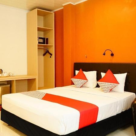 Grand Vella Hotel Pangkal Pinang Exterior foto